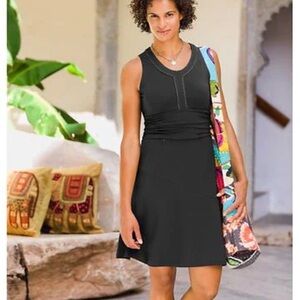 Athleta Black and Pink Sleeveless Sundress